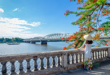 HUE TRANG TIEN BRIDGE