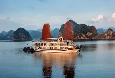 Halong Budget Cruise