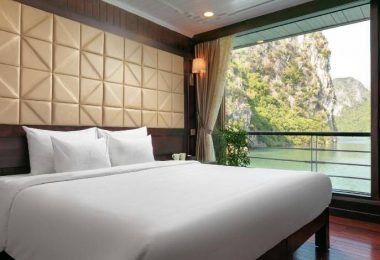 Deluxe Cabin With Balcony Pelican