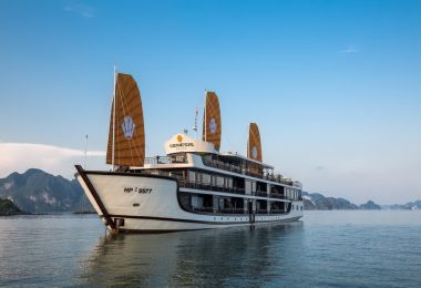 Genesis cruises halong