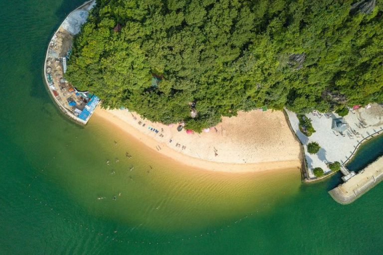 Hera Cruise Titop Island