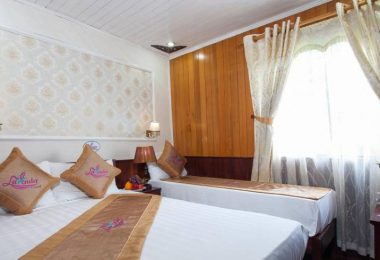 Triple Room Lavender