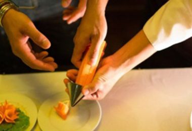 Au Co Cruise food carving