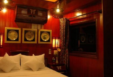 Cabin of Dragon Pearl