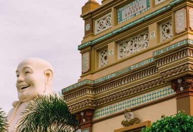 Vinh Trang Pagoda In Mekong Architecture2
