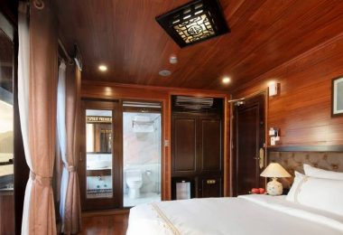 V'spirit Cruise's Deluxe Suite