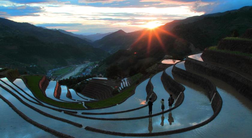 Che Cu Nha Village: Travel, Map, Photos, News