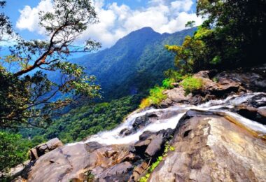Do Quyen Waterfall