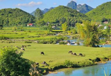 Tours 8 Ha Giang Photography & Eco Boat Adventure