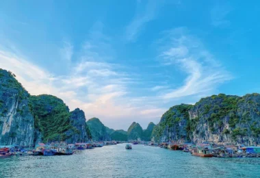 Halong Honeymoon Beach Camping Tour: 3 Days