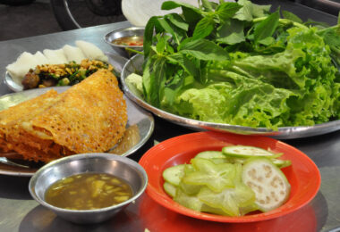 Saigon Local Food Tasting